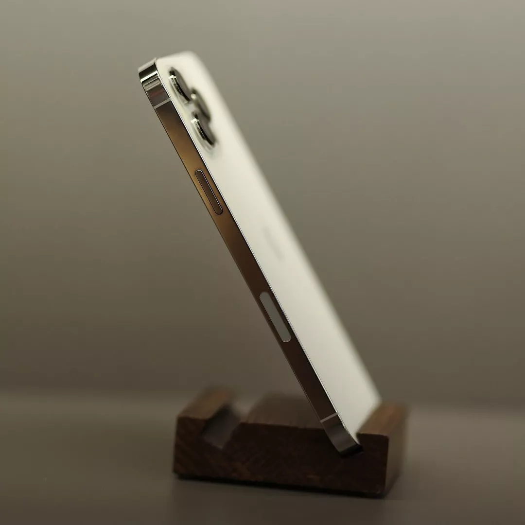 Apple iPhone 13 Pro シルバー 512GB 本体 Смартфон Apple iPhone 13 Pro 256GB Silver (MLVF3) Б/У — купити в